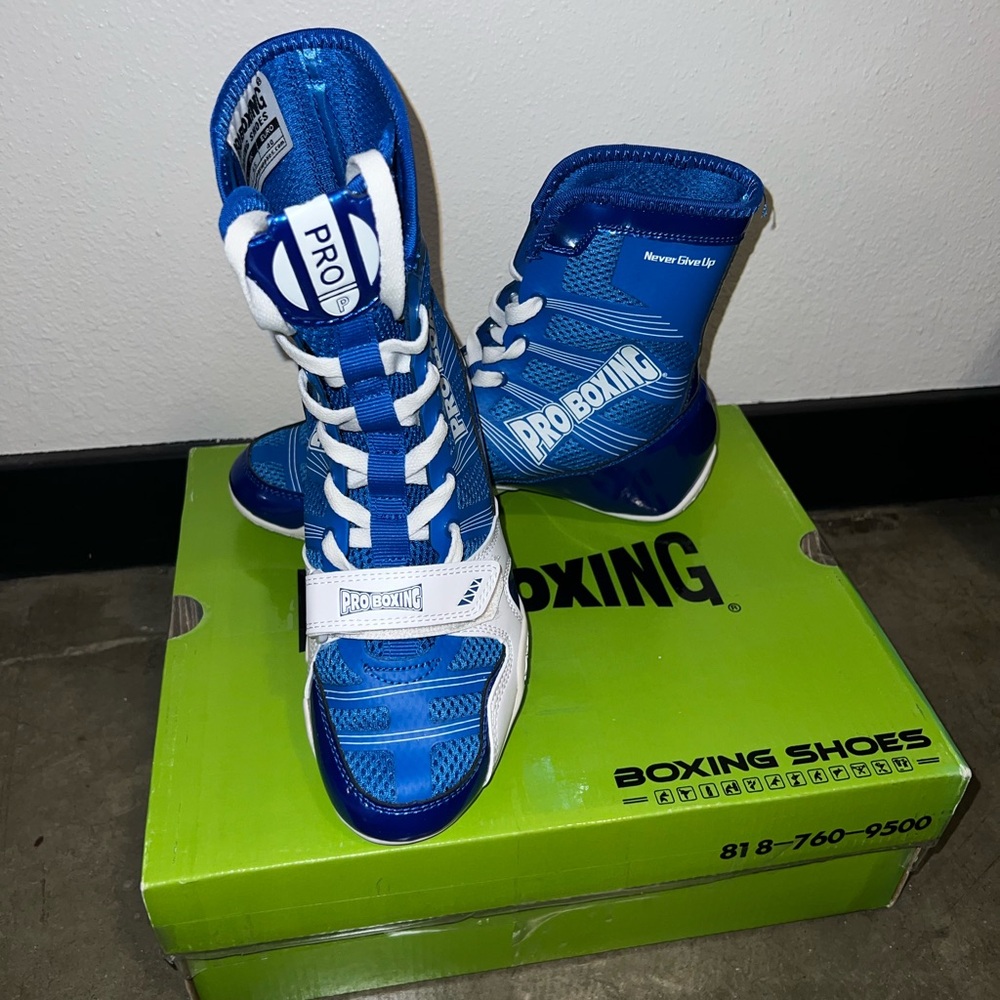 PRO BOXING shoes NEW